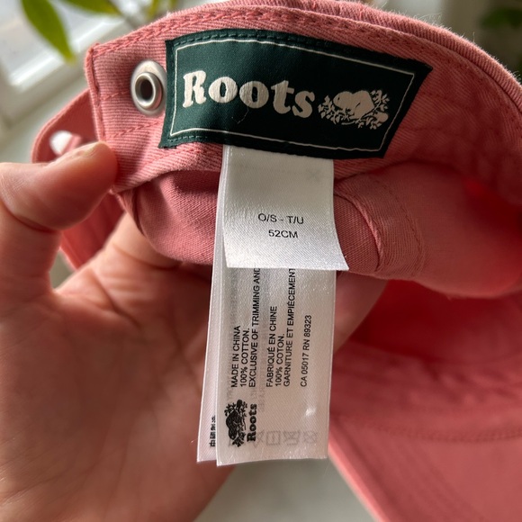 Roots Hat - Picture 5 of 7